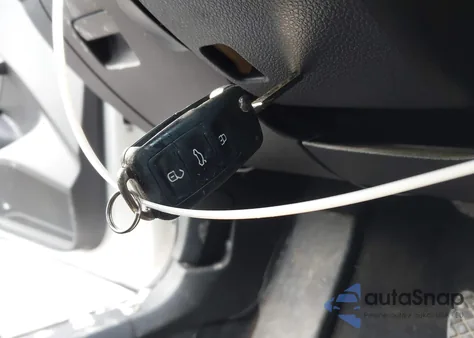 2012 Volkswagen Passat 2.5L S z USA, uszkodzony, nr VIN 1VWAP7A33CC074594